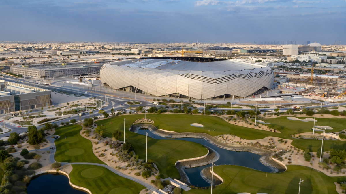 Fachada dourada marca estádio da final da Copa do Mundo do Catar